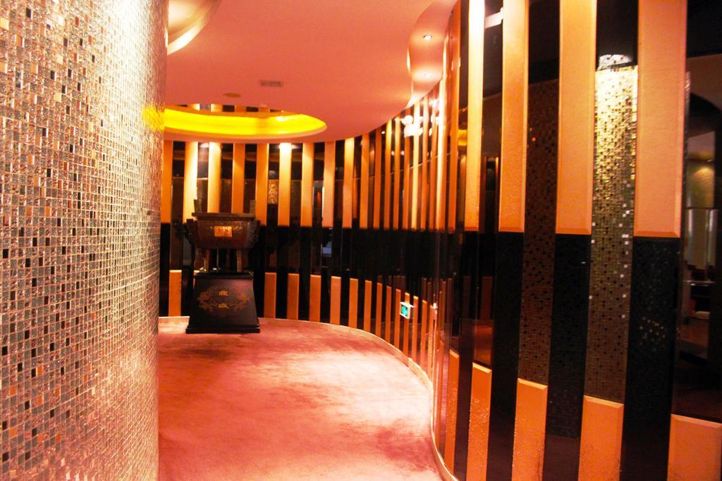 Harbin Yakelai Holiday Hotel ภายนอก รูปภาพ