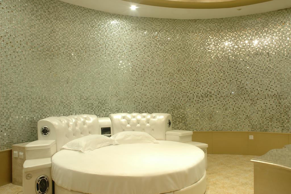 Harbin Yakelai Holiday Hotel ภายนอก รูปภาพ